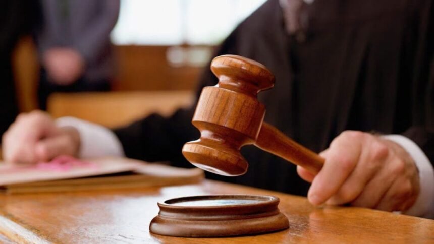 SC-ST एक्ट मामले में मुरादाबाद के पिता-पुत्र समेत तीन लोगों को हाईकोर्ट से राहत