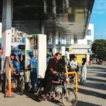 Pakistan Petrol Price: पेट्रोल 340 के पार, डीजल 368 रुपये; जानें नई कीमत
