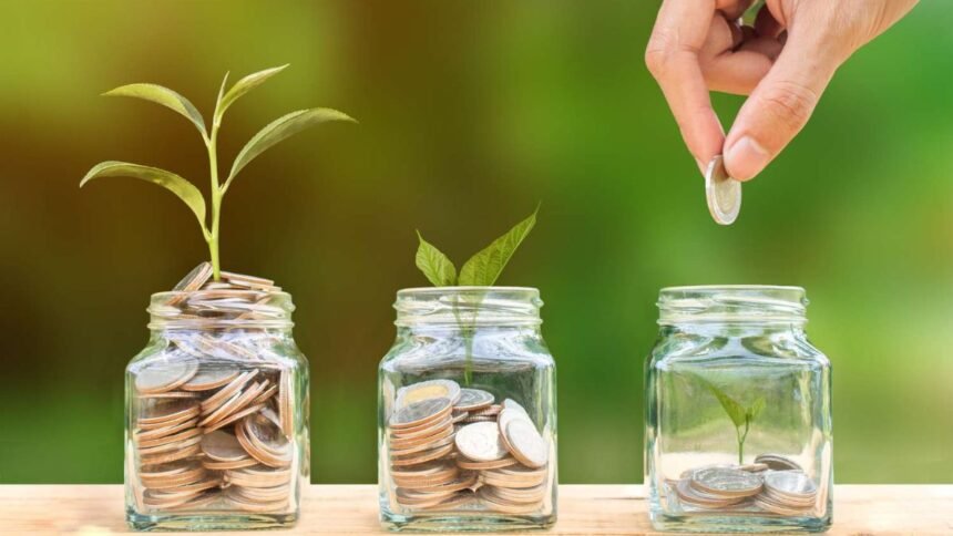 Money Saving Tips: ₹20 हजार की सैलरी में भी हर महीने करें बचत