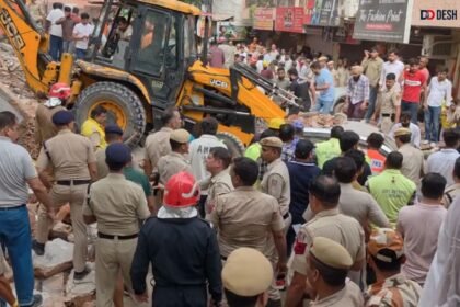 सत्य निकेतन बिल्डिंग हादसा