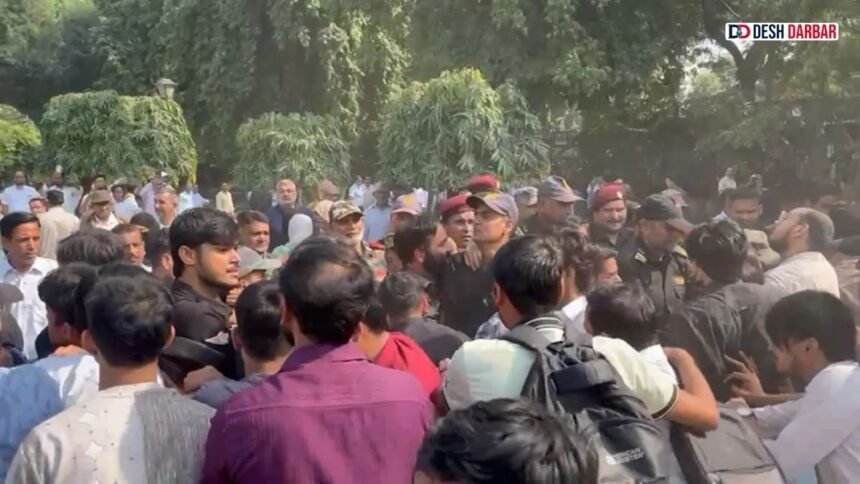जामिया में विरोध के बीच कक्षाएं ऑनलाइन
